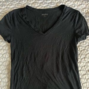 Simple black Mudd tee. Size small